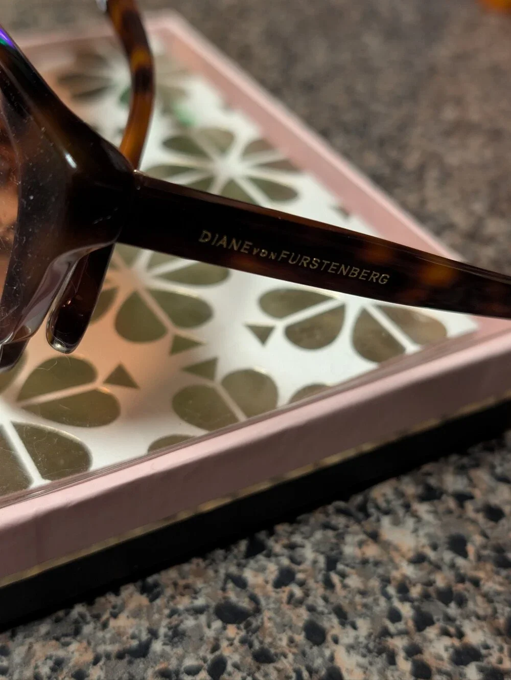 DVF Tortoiseshell Brown Women's Sunglasses - Stylish UV Shades